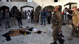  Comando de talibanes asesina a 20 fieles chiitas en Pakistán