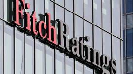 Fitch mejora calificación de riesgo de seis bancos después de modificar nota de Costa Rica