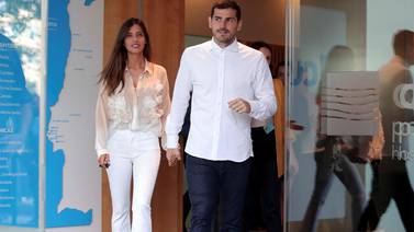 Iker Casillas y Sara Carbonero: el portero y la periodista que muestran su fortaleza ante el mundo 