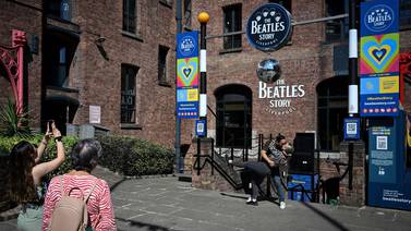 Turismo musical prospera en Liverpool con una ‘pequeña ayuda’ de los Beatles