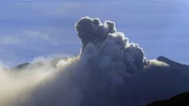 Volcán Turrialba afecta calidad del aire, pero no es el único culpable