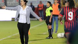 147 mujeres con licencia de entrenadora de fútbol intentan abrirse campo en Costa Rica 