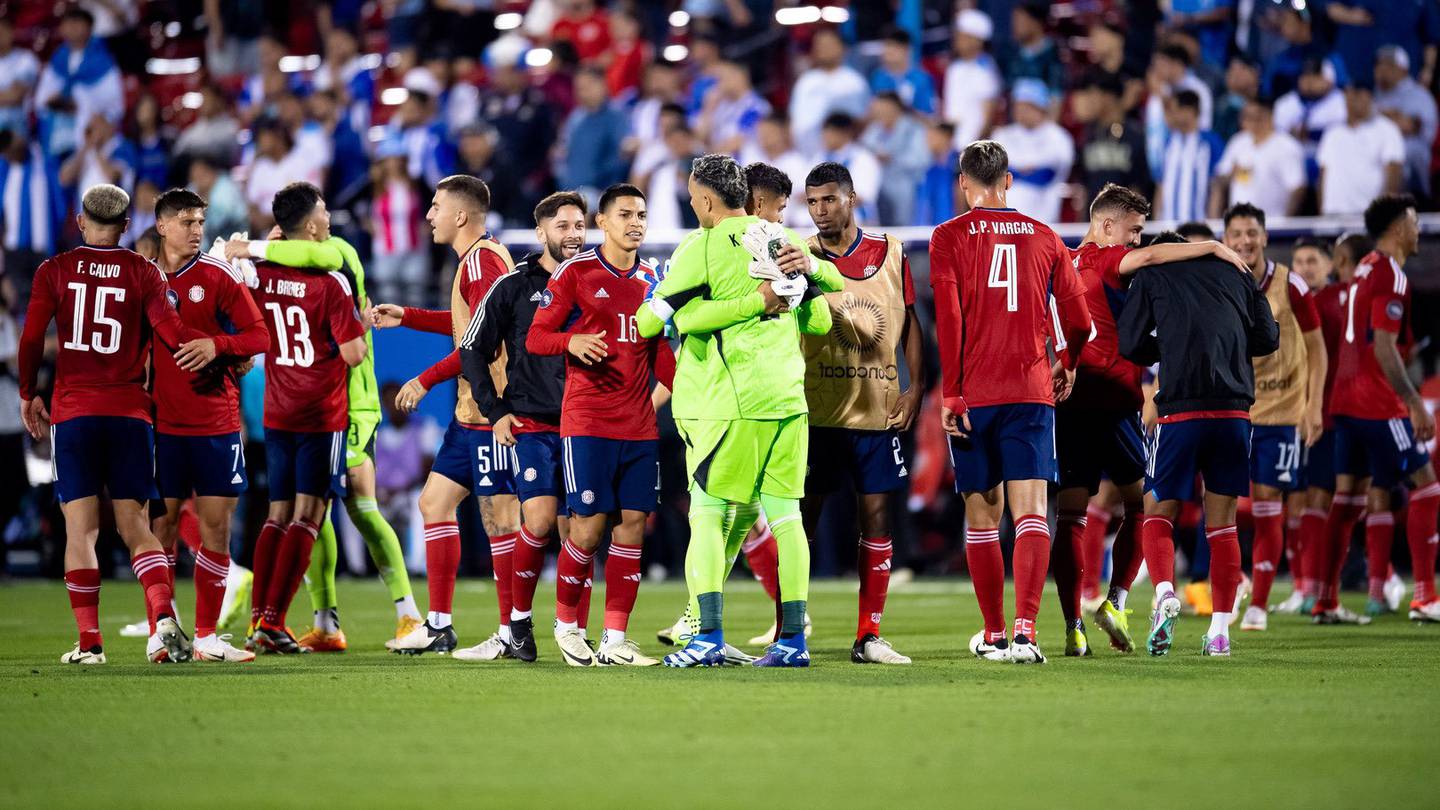 Los abrazos y las caras de felicidad en la Selección de Costa Rica no necesitaban descripción luego del triunfo contra Honduras en el repechaje. La 'Tricolor' está en la Copa América.