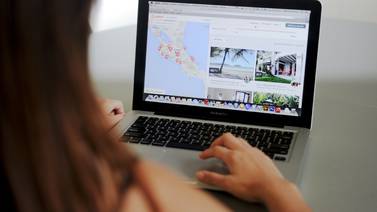 Empresarios de turismo redactan propuesta de ley para gravar negocios tipo Airbnb