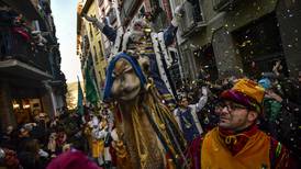 Madrid realiza su tradicional Cabalgata de Los Reyes Magos