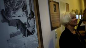 Pinturas del dramaturgo Tennessee Williams se exhiben por primera vez en Cuba