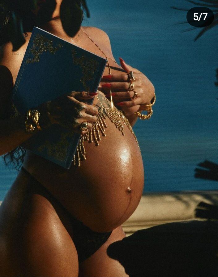 La felicidad de convertirse en madre por primera vez de Rihanna se vio empañada por rumores de infidelidad de su pareja A$AP Rocky.