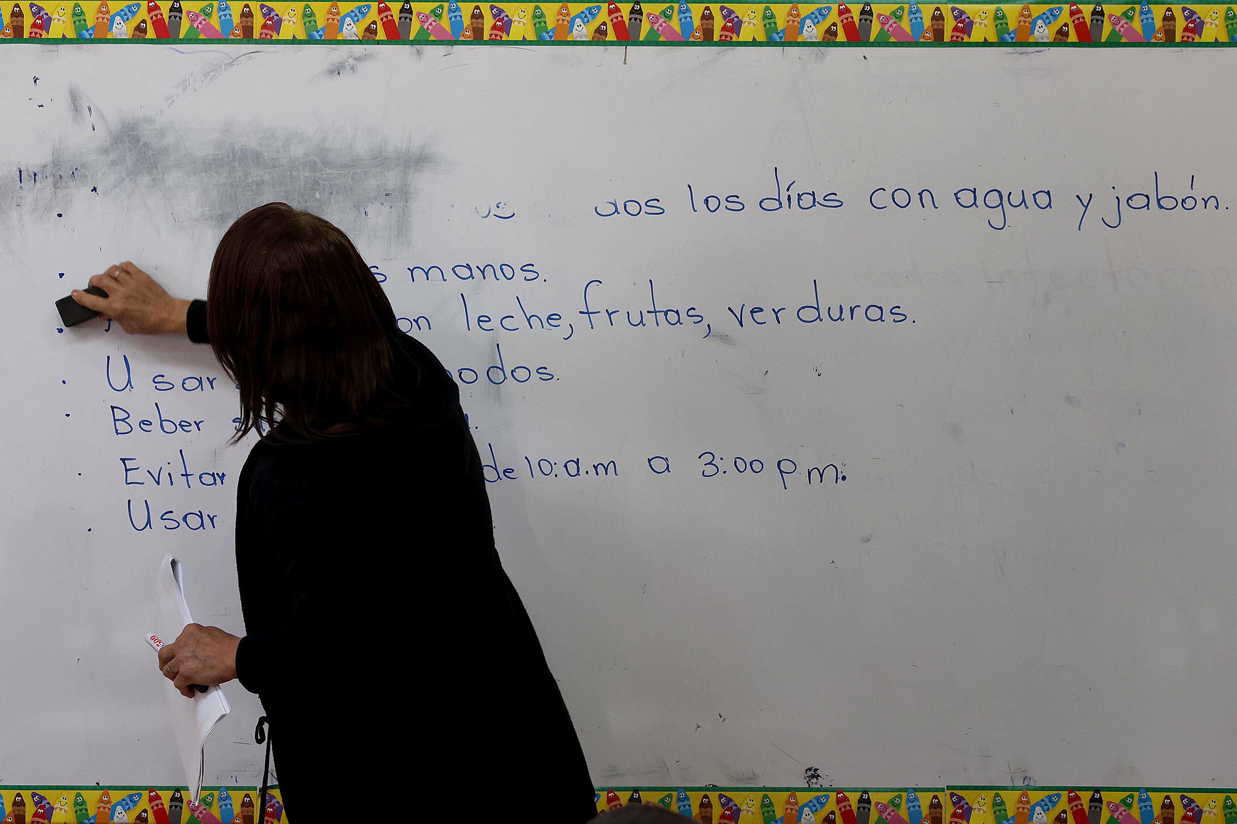 Se busca que alrededor de 600.000 personas puedan concluir sus estudios de secundaria con la nueva reforma al plan EDUCA. Foto: Rafael Pacheco Granados