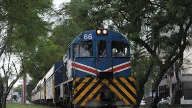 Incofer ordena suspender servicio de tren durante jueves, viernes y sábado