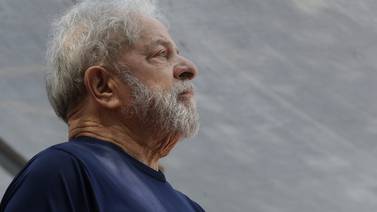  La corte suprema de Brasil posterga el examen de la liberación de Lula da Silva