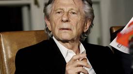 Nueva acusación contra Roman Polanski por violación sacude el estreno de su filme en Francia