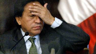 Fiscalía inmoviliza &#36;6,5 millones que tenía expresidente de Perú