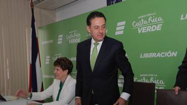 Álvarez Desanti inscribe precandidatura con alabanza a Óscar Arias y crítica a Luis Guillermo Solís