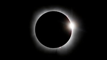 ¿Cuándo y dónde observar los próximos eclipses solares?