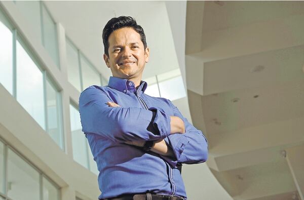 Especial Ticos En El Mundo Danilo Montero Dios En Una Partitura La Nacion Pagina oficial en facebook de danilo montero, ¡estemos en contacto! danilo montero dios en una partitura