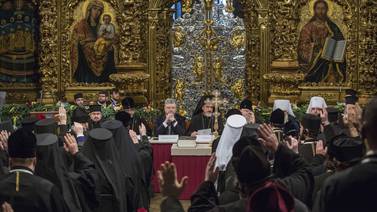 Ucrania crea Iglesia ortodoxa independiente del patriarcado de Moscú