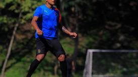 Hondureño Mario Martínez tiene el visto bueno del técnico de Alajuelense Luis Diego Arnáez 