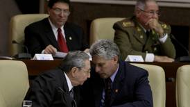 El relevo generacional del poder en Cuba podría recaer en miembro ajeno a  los Castro