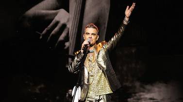 Robbie Williams hace concierto exclusivo para jugadores de Inglaterra