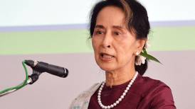 Junta birmana suma cuatro años de prisión a la condena de Aung San Suu Kyi