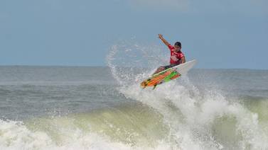  22 surfistas buscarán el octacampeonato centroamericano de surf en Panamá