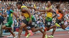 Jamaica logra oro y  récord mundial en 4x100 metros