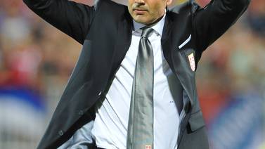 Milan echa a Filippo Inzaghi y nombra a Mihajlovic como nuevo técnico