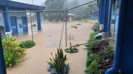 Inundaciones obligan a cerrar 13 Ebáis de comunidades limonenses 