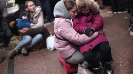 Fiscalía de Ucrania confirma 344 niños fallecidos y unos 640 heridos por ataques rusos