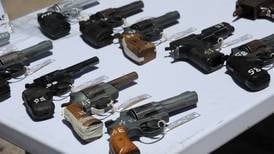 Proyecto de ley aumentaría pena por posesión ilegal de armas