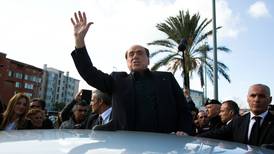 Berlusconi se lanza de nuevo a la política como candidato al Parlamento europeo