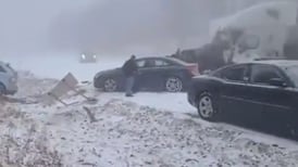 Choque entre más de 50 vehículos durante tormenta de nieve en Pensilvania deja tres fallecidos