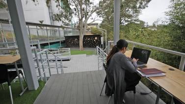 Universidades privadas tienen luz verde para regresar a la presencialidad