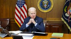 Joe Biden y el presidente de Ucrania acuerdan mantener la “diplomacia y la disuasión” ante Rusia