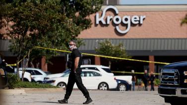 Al menos un muerto y 12 heridos en tiroteo en supermercado de Memphis, Estados Unidos 