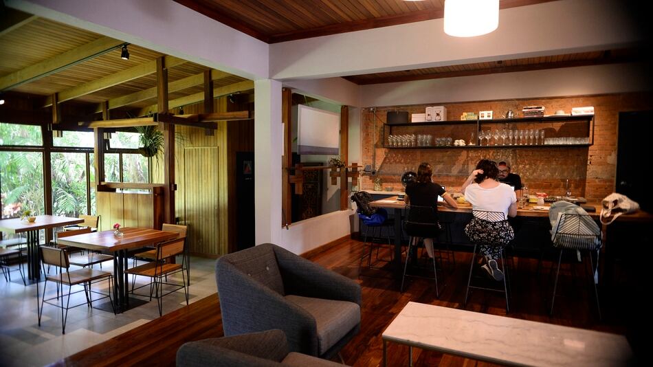 Franco café con aire urbano y buen gusto La Nación