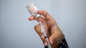 Moderna instalará en Kenia su primera planta de vacunas contra covid-19 en África