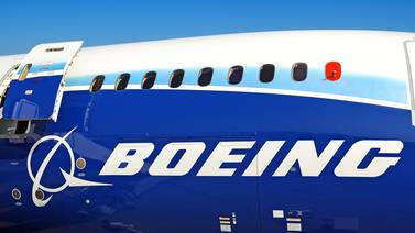 Regulador estadounidense mantiene inmovilizados aviones Boeing 737 MAX 9