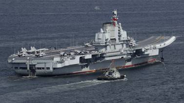 Primer portaaviones operacional chino Liaoning llegó a Hong Kong