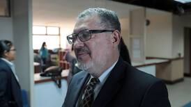 Abogado de exdirector de sede investigado en la UCR: ‘Le están trasladando responsabilidades a Édgar que son de ellos’