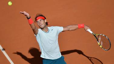 'Rafa'    Nadal  le gana a Federer la final de  Roma en el 30º duelo entre ambos