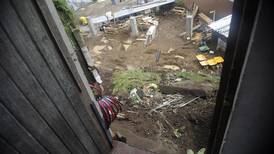 Municipalidad clausuró construcción de condominios en sitio de deslizamiento en Calle Blancos 