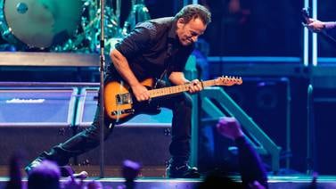 Bruce Springsteen celebra 50 años de carrera musical, medio siglo corriendo
