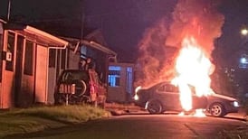 Turrialba: Balacera terminó con hombre fallecido, vehículo en llamas y casa con daños