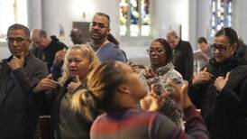 Latinos sordos tienen su iglesia en Nueva York