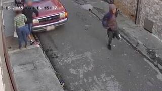 Dos jóvenes buscados por matar a líder de banda que cobraba ‘peajes’ a taxistas informales en Pavas