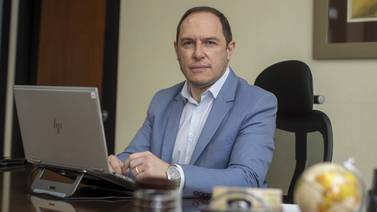 Tomás Martínez, presidente del AyA: ‘Se les van a dar documentos (a los desarrolladores) para que puedan seguir’