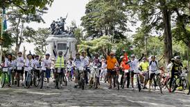 Ciclistas pedalearon por la paz