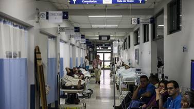 Saturación de emergencias en hospital de Heredia obliga a enviar pacientes a áreas de salud