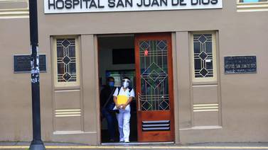 Pacientes del San Juan de Dios pierden citas y cirugías porque no contestan llamadas del hospital